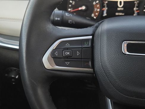 Used 2024 Jeep Compass Limited image 14