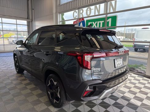 New 2026 Kia Seltos S image 4