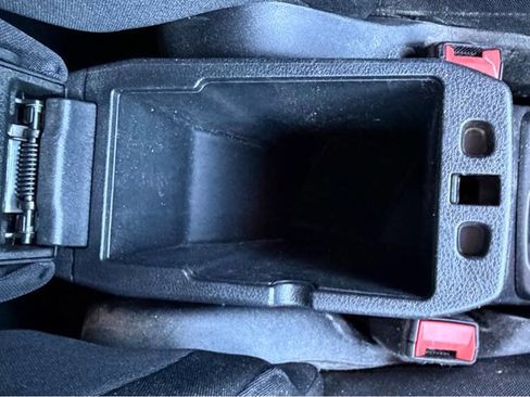 Used 2018 Jeep Renegade Latitude image 28