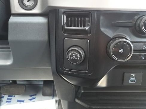 Used 2025 Ford F350 XL w/ XL Chrome Package RWD image 16