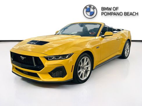 Used 2024 Ford Mustang GT Premium image 3