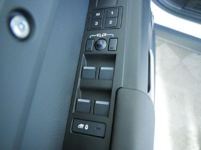Used 2026 Land Rover Defender 110 S AWD/4WD image 23