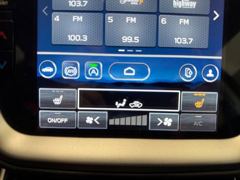 Used 2025 Subaru Outback Limited image 28