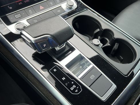 Used 2022 Audi Q7 3.0T Premium Plus AWD/4WD image 26