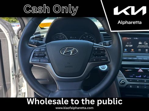 Used 2018 Hyundai Elantra Limited FWD image 22