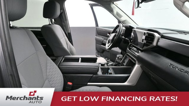 Used 2022 Toyota Tundra SR5 AWD/4WD image 12
