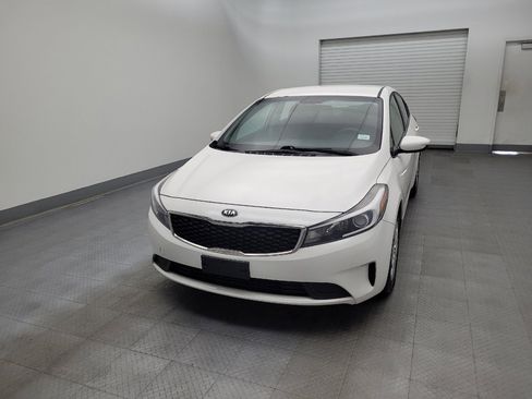 Used 2017 Kia Forte LX w/ LX Popular Package image 15