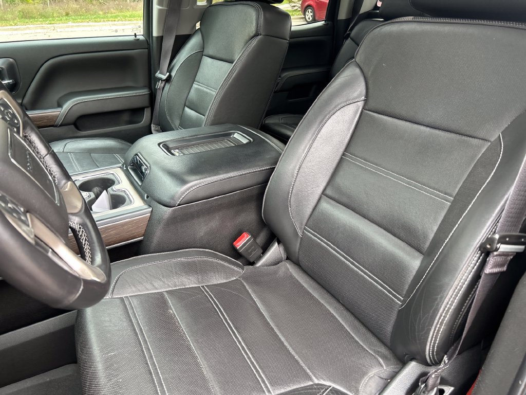 Used 2017 GMC Sierra 1500 Denali w/ Denali Ultimate Package AWD/4WD image 11