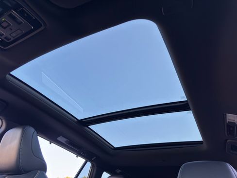 Used 2024 Toyota Grand Highlander AWD Hybrid image 12