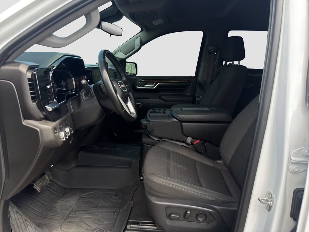 Used 2024 GMC Sierra 1500 Elevation w/ Max Trailering Package AWD/4WD image 9
