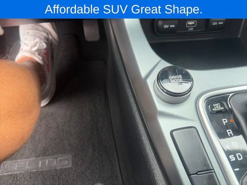 Used 2021 Kia Seltos S FWD image 31