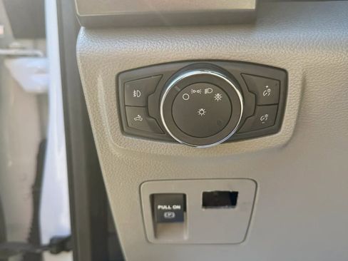 Used 2019 Ford F150 XLT image 25