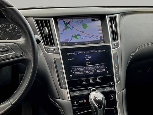 Used 2018 INFINITI Q50 Sport RWD image 9
