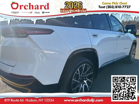 Used 2025 Jeep Wagoneer S Limited image 3