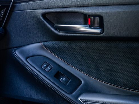 Used 2019 Toyota Avalon Touring w/ All Weather Liner Package FWD image 24