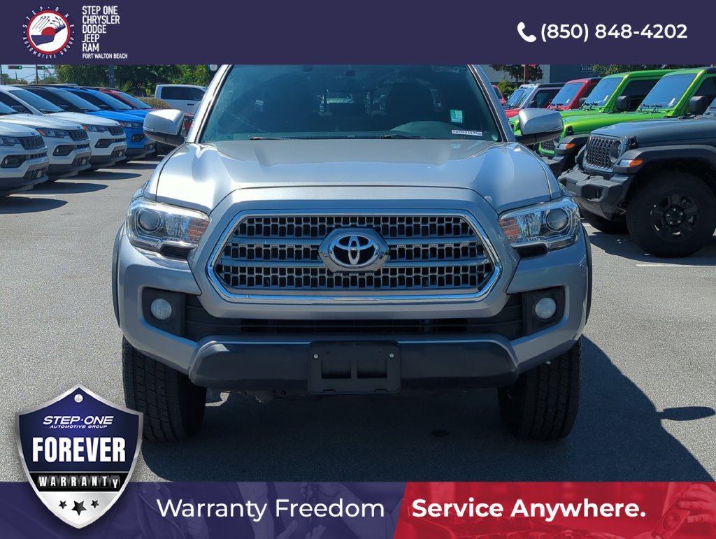 Used 2017 Toyota Tacoma TRD Off-Road w/ Tow Package RWD image 9