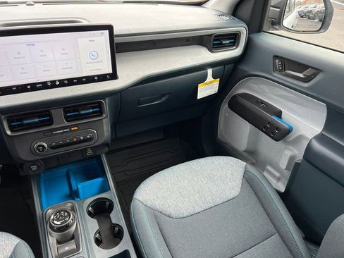 New 2025 Ford Maverick XLT w/ XLT Luxury Package image 40