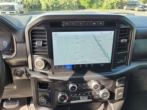 Used 2024 Ford F150 Lariat w/ FX4 Off-Road Package image 29