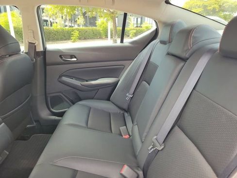 Used 2019 Nissan Altima 2.5 SR w/ SR Premium Package FWD image 12
