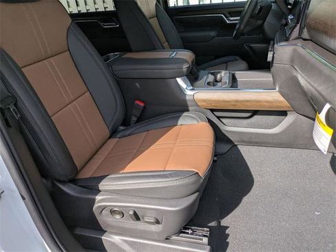 New 2026 Chevrolet Silverado 3500 High Country w/ Technology Package image 32