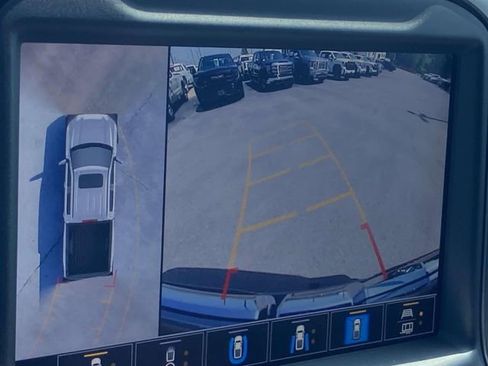 Used 2021 GMC Sierra 1500 AT4 w/ AT4 Value Package AWD/4WD image 24