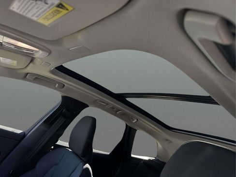 New 2026 Volvo XC60 B5 Plus w/ Protection Package Premier image 18