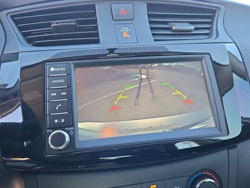 Used 2019 Nissan Sentra S image 27