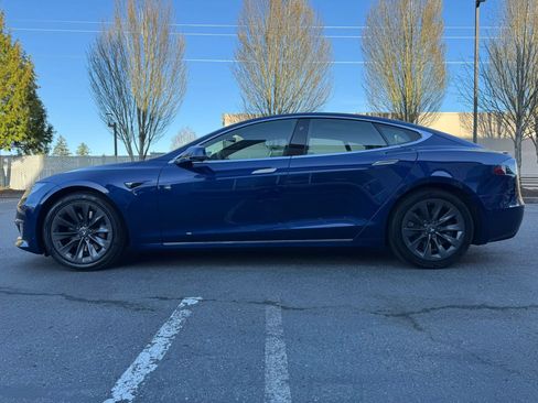 Used 2017 Tesla Model S 75D image 6