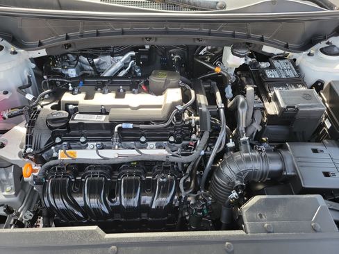Certified 2026 Hyundai Tucson SE FWD image 30