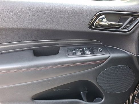 Used 2024 Dodge Durango GT image 12