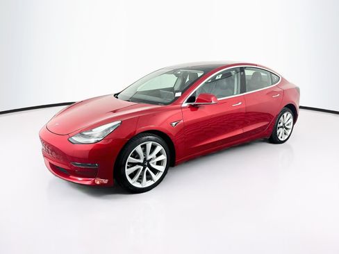 Used 2018 Tesla Model 3 Long Range RWD image 3