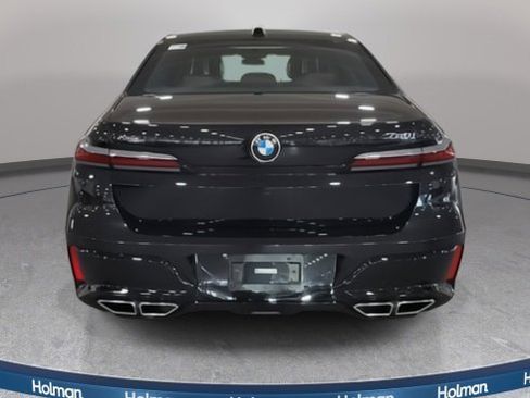 Certified 2023 BMW 760i xDrive w/ Parking Assistance Package image 9