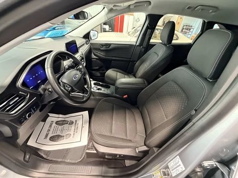 Used 2024 Ford Escape Active AWD/4WD image 10