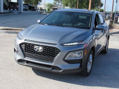 Used 2021 Hyundai Kona SE FWD image 7