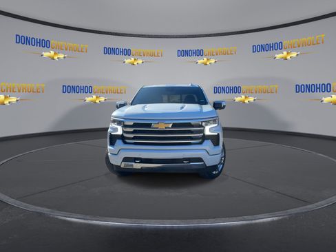 New 2026 Chevrolet Silverado 1500 High Country AWD/4WD image 6