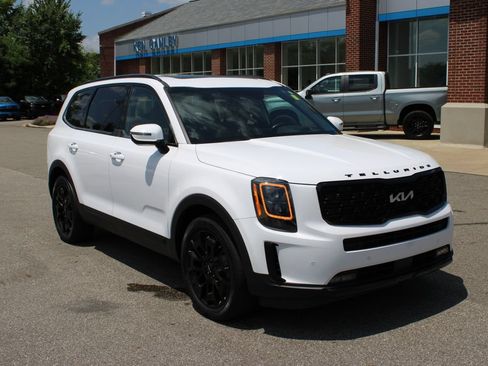 Used 2022 Kia Telluride SX w/ SX Prestige Package AWD/4WD image 4