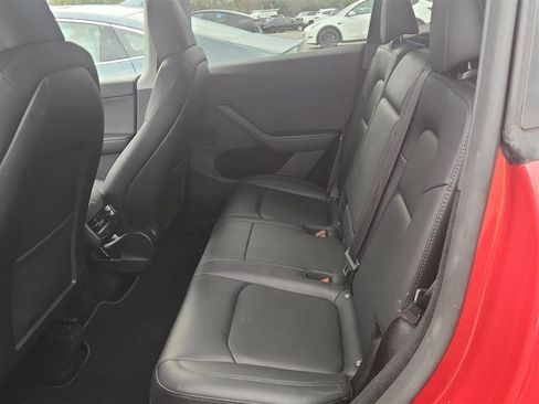 Used 2023 Tesla Model Y Long Range image 2