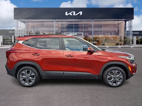 Certified 2024 Kia Seltos S AWD/4WD image 7