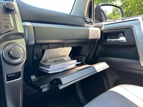 Used 2019 Toyota 4Runner SR5 Premium AWD/4WD image 51