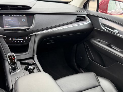 Used 2019 Cadillac XT5 Luxury AWD/4WD image 17