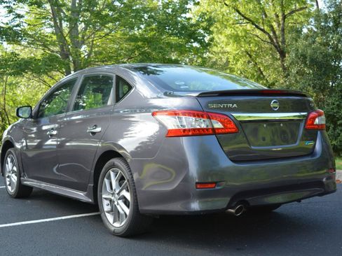 Used 2013 Nissan Sentra SR FWD image 7