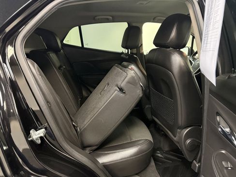 Used 2020 Buick Encore Preferred w/ Safety Package image 18