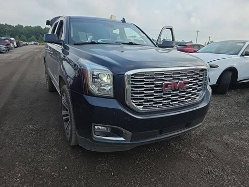 Used 2019 GMC Yukon Denali w/ Denali Ultimate Package AWD/4WD image 5