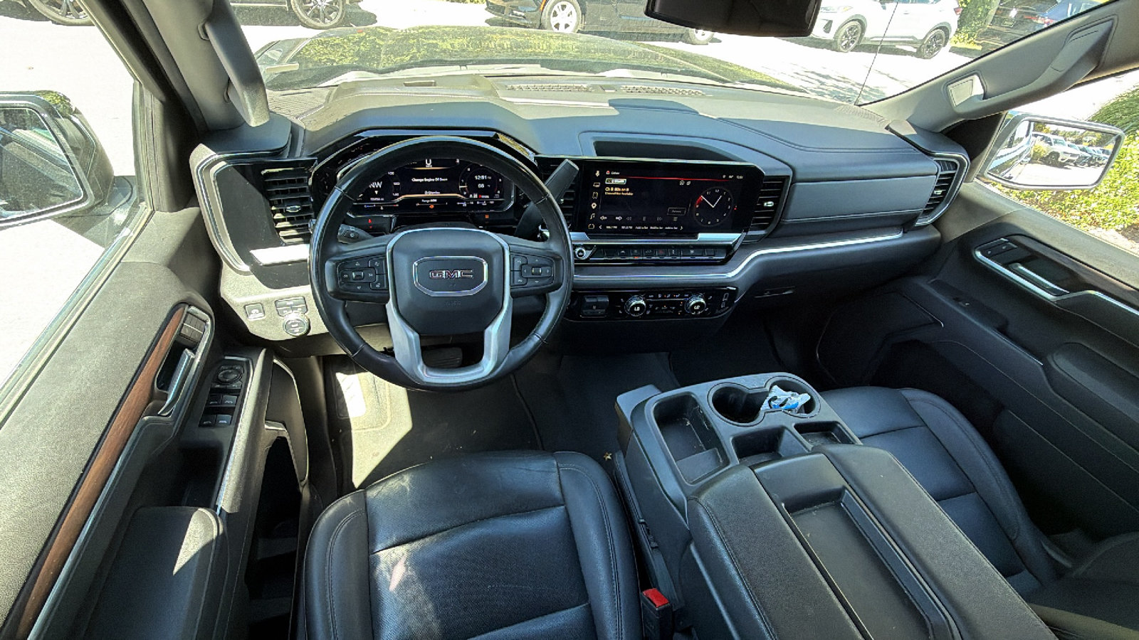 Used 2025 GMC Sierra 1500 SLT AWD/4WD image 24