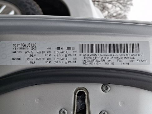 Used 2016 RAM 2500 Tradesman w/ Chrome Appearance Group image 27