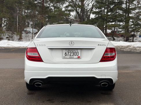 Used 2014 Mercedes-Benz C 300 4MATIC Sedan image 4