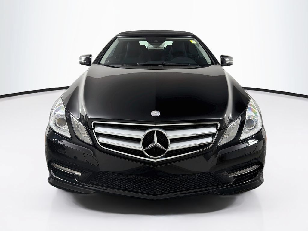 Used 2012 Mercedes-Benz E 550 Cabriolet image 4
