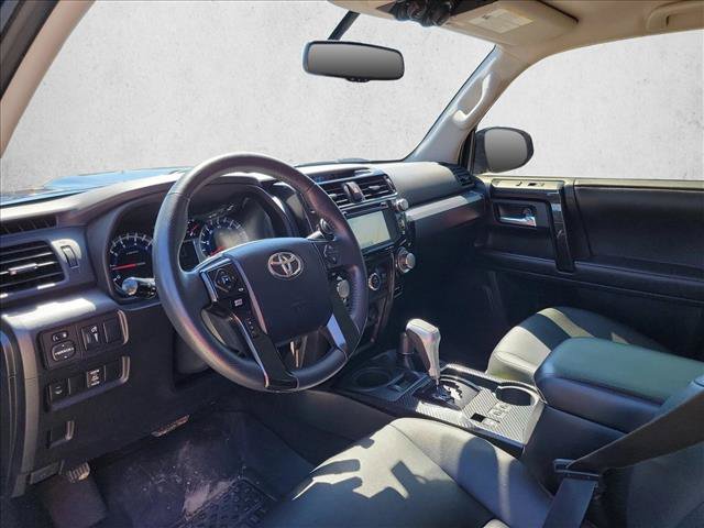 Used 2019 Toyota 4Runner TRD Off-Road Premium AWD/4WD image 10