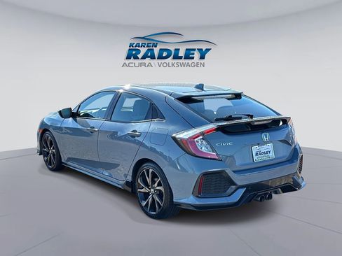 Used 2017 Honda Civic Sport Touring image 4