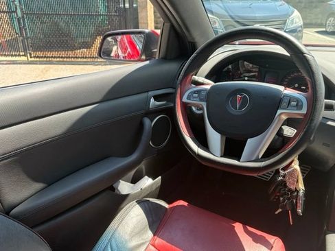 Used 2009 Pontiac G8 GXP RWD image 32